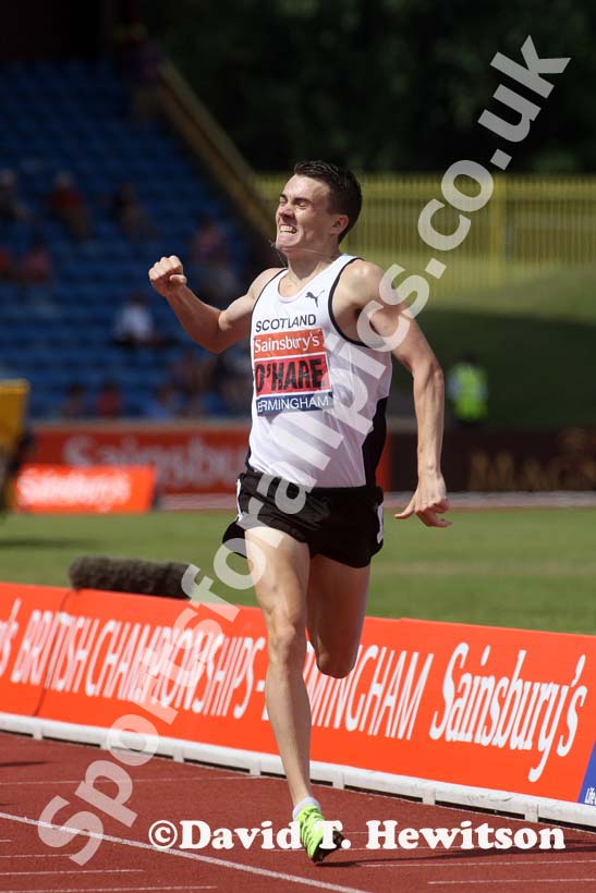 Chris O'Hare winning the 1500 metres at the Sainsbury's British Championships, Birmingham.
